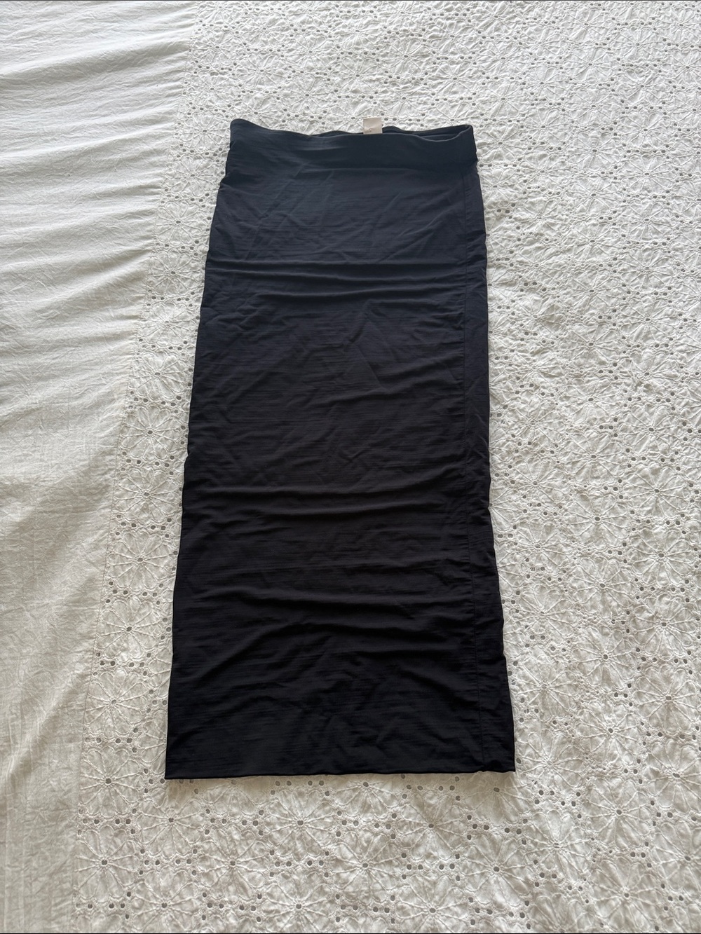 H&M Black Women's Stretch Midi Skirt - Sleek Everyday Style